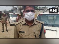 
      
      Two groups clash amid firing & stone pelting in UP's Durgeshpur
      
      
