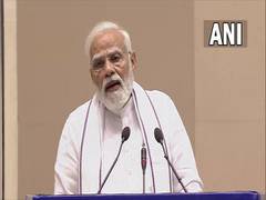 
      
      PM Modi asks states to junk obsolete laws
      
      