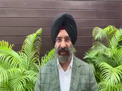 
      
      BJP leaders slam Sidhu over 'shaking hands with enemy'; Cong...
      
      