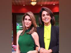 
      
      Neetu Kapoor, Riddhima Kapoor arrive at Ranbir's house
      
      