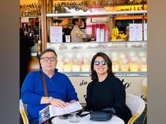 
      
      Neetu Kapoor reveals Rishi Kapoor proposed to her via telegram
      
      