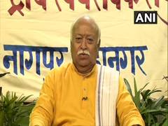 
      
      RSS chief condemns Palgarh lynching, says two sadhus were innocent
      
      