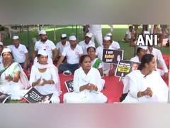 
      
      Congress workers continue to protest
      
      