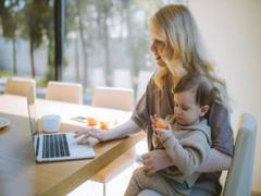 
      
      Researchers find people can switch social identities seamlessly
      
      