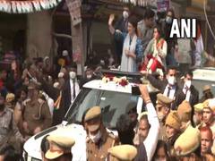 
      
      Priyanka Gandhi Vadra holds 'door-to-door campaign' in UP's...
      
      
