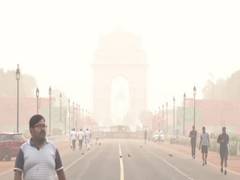 
      Delhi chokes with dusty haze, air quality remains 'very poor'
      
