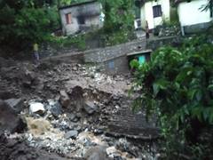 
      
      Cloudburst in Uttarakhand village, crops damaged
      
      