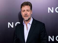 
      
      Russell Crowe confirms he is playing Zeus in 'Thor: Love and...
      
      