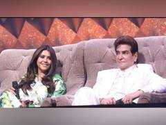 
      
      Ekta Kapoor extends birthday wishes to father Jeetendra Kapoor
      
      