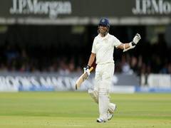 
      
      'Sachin rightfully deserved to rule the game during his era',...
      
      