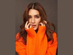 
      
      Kriti Sanon opens up about juggling between multiple films at once
      
      