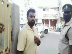 
      
      Andhra: Three detained for assaulting TDP activist 
      
      