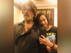 
      
      Shraddha Kapoor sends birthday wishes to her 'Bapu' Shakti Kapoor
      
      