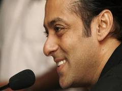 
      
      Salman Khan, a monkey and an important environment message 
      
      