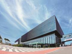 
      
      Samsung Biologics to supply Moderna vaccines in earnest, to...
      
      