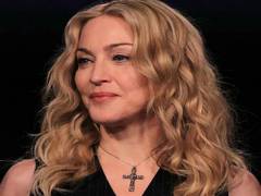 
      
      Madonna wants to meet Pope Francis
      
      