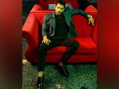 
      
      Salman Khan, Akshay Kumar, Ajay Devgn, among celebs mourn...
      
      