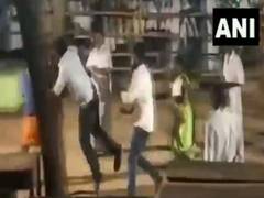
      
      TN: Scuffle breaks out during vote counting in local body polls
      
      