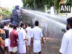 
      
      Kerala Police uses water cannons on Youth Congress workers...
      
      
