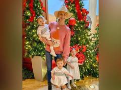 
      
      Jim Edmonds,Meghan King Edmonds settle for 50/50 custody...
      
      