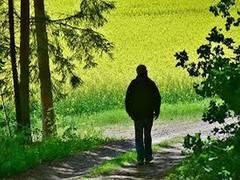 
    Study suggests living environment may be key to longevity
    