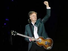 
      
      Paul McCartney, Ringo Starr reunite onstage in LA
      
      