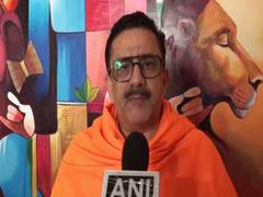 
      
      Former UP Shia Waqf Board chairman converts to Hinduism
      
      