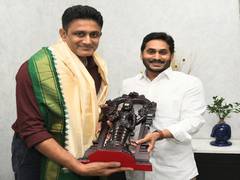 
      
      Anil Kumble meets Andhra CM, suggests setting up sports...
      
      