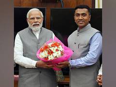 
      
      PM Modi extends birthday greetings to Goa CM Pramod Sawant
      
      