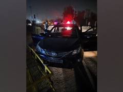 
      
      Two criminals held after encounter with police in Delhi 
      
      