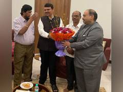 
      
      Mumbai: BJP, RPI join hands, will contest upcoming municipal...
      
      