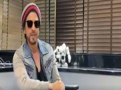 
      
      Shah Rukh Khan informs about coronavirus symptoms, prevention...
      
      
