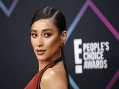 
      
      Shay Mitchell suffered 'severe depression' and loneliness...
      
      