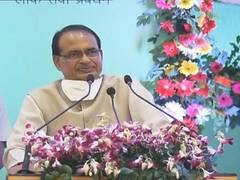 
      
      MP CM transfers Rs 800 cr to cooperative banks to be given as...
      
      