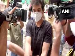 
      
      Sushant Singh Rajput case: ED questions Rhea Chakraborty's...
      
      