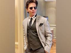 
      
      SRK wishes 'Eid Mubarak' to fans with adorable picture of son...
      
      