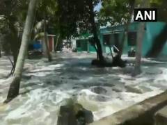 
      
      Kerala: Sea incursion in Chellanam damages houses
      
      