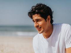 
      
      Kiara's comment on Sidharth Malhotra's picture catches...
      
      