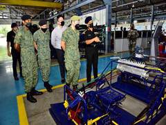
      
      Telangana: Singapore defence delegation visits MCEME Secunderabad
      
      
