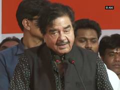 
      
      Shatrughan Sinha bats for NYAY, takes dig at BJP
      
      