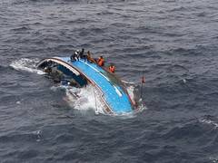 
      
      Indian Coast Guard coordinates rescue operation of 6 Sri...
      
      