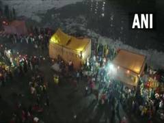 
      
      Delhi: Devotees perform rituals in toxic foam-laden Yamuna on...
      
      