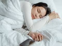 
    Study suggests lack of sleep has effect on your walk
    