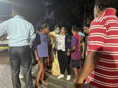 
      
      Goa: Smriti Irani helps accident victim on her way to...
      
      