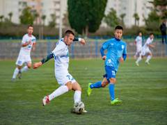 
    Aerobic fitness of elite soccer players linked to player positions: Study
    