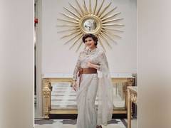 
      
      National Cancer Awareness Day: Sonali Bendre advices people...
      
      