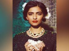 
      
      Sonam Kapoor Ahuja objects to unsolicited 'Mr. India' remake:...
      
      