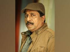 
      
      Malayalam actor Sreenivasan in stable condition post surgery
      
      
