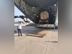 
      
      Two oxygen tankers air lifted from Bhubaneswar; headed for Haryana
      
      