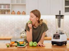
      
      Study finds benefits of time-restricted eating
      
      